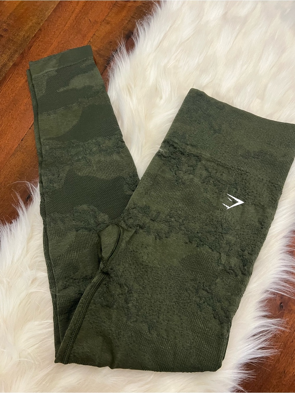 Gymshark Adapt Camo Seamless Leggings Green Size M